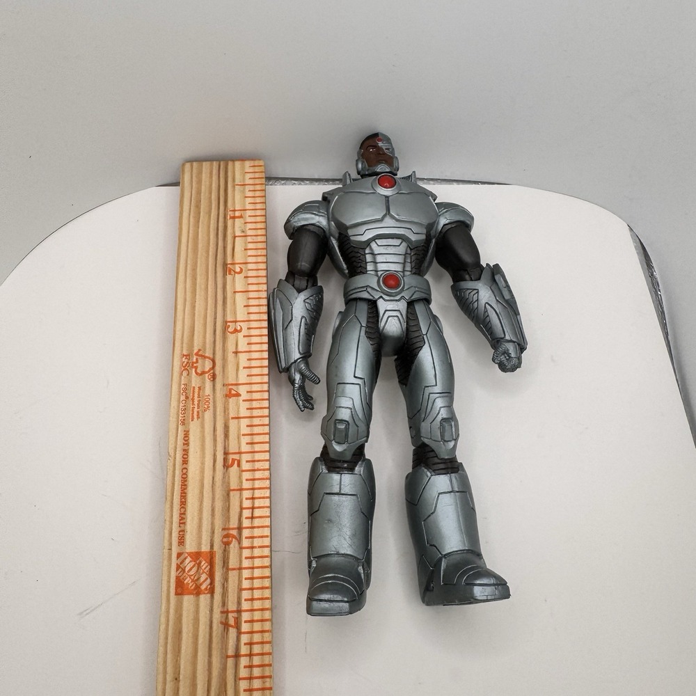 DC Collectibles‎ Justice League New 52 Cyborg 7" Action Figure Loose Pre-Owned - Picture 5 of 5